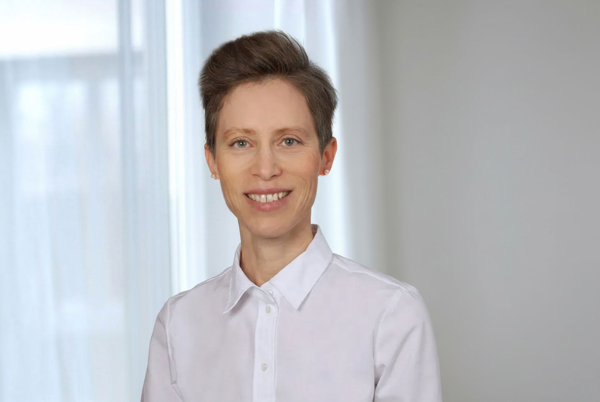 Portrait von Dr. Lena Lisa Wicha